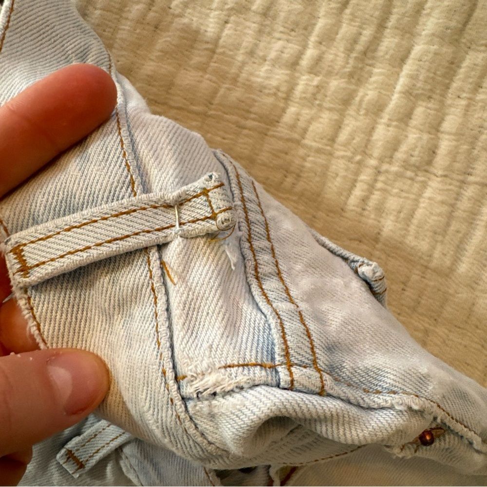 Levi's Women’s Vintage Blue Distressed 501 Cut Off Denim Shorts Button Fly - Picture 7 of 14